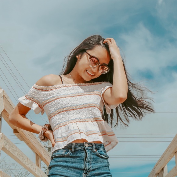 Meet your Posher, Caeley - Picture 1 of 1